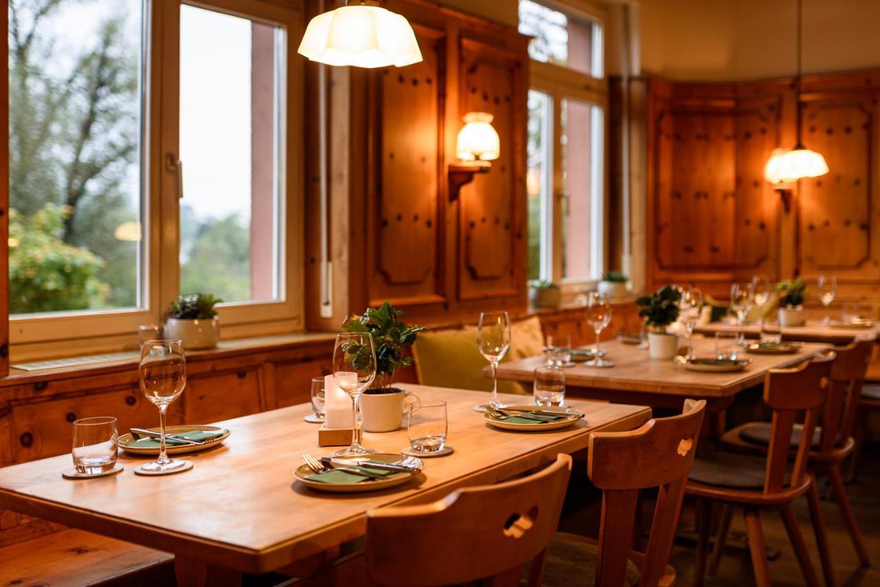 Hotel & Restaurant Gruener Baum Merzhausen Eksteriør billede